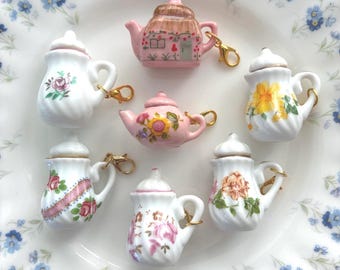 Tea Pot Vintage Charms