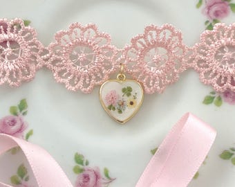 Boho Sunflower Garden Pink Choker