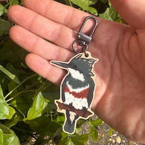 Belted Kingfisher Wooden Keychain | Bird Lover Gift | Wildlife Lover | Birding Gift | Original Art