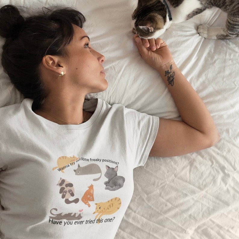 Sabrina Carpenter Juno Cat Tee Animal Lovers Music Fans Gift Shirt Fan