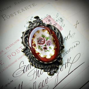 Burgundy Floral Mother of Pearl Art Nouveau Brooch Pendant