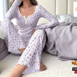 Floral Pajama Set for Women | Long Sleeve Lounge Top & Pants | Home Wear Outfit | Elastic Waist Sleepwear | Cozy Night Suit