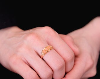 Vintage 1984 9ct Gold Coral Ring | Five Stone Angel Skin Cabochon | English Hallmarked | Statement Ring | Natural Gemstone Jewellery
