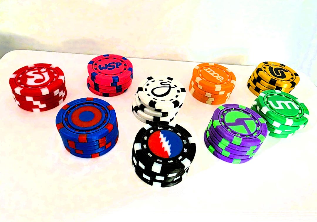 Jam band poker chips that spin