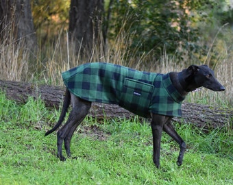 Greyhound Coat with Short Collar in Green Buffalo Check Fleece, size medium or large: Greyhound Coat/Fleece Greyhound Coat/Greyhound Fleece