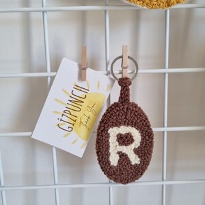 Llavero con letra personalizada hecha a mano con aguja de punzón - Llaveros personalizables