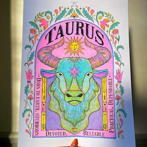 Stampa zodiacale del Toro, stampa Risograph, stile tarocchi, decorazione murale del segno zodiacale, illustrazione disegnata a mano, regalo di compleanno, poster dell'oroscopo