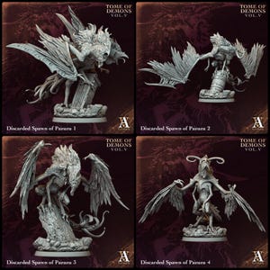 Könnte beinhalten: Vier graue Miniaturfiguren mit dem Titel Discarded Spawn of Pazuzu 1 bis 4 aus Tome of Demons Vol. V. Jede Kreatur hat Flügel, Krallen und strukturierte Details und steht auf felsigen Sockeln, teilweise auf Steinsäulen oder Trümmern.
