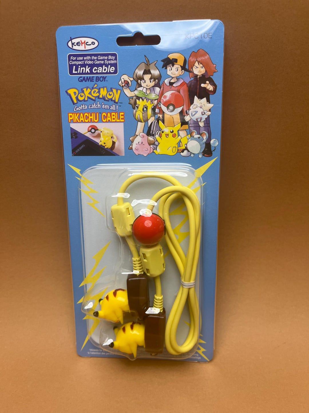 Vintage Pokémon Pikachu Link Cable Nintendo Game Boy Classic NIB 1990s  Collectible Accessory
