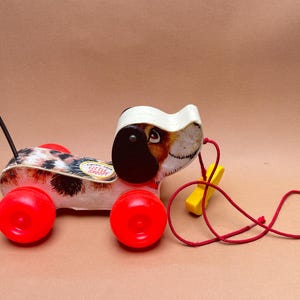 Vintage 1965 Fisher Price Little Snoopy Pull Toy | Made in England | Nostalgic Collectible