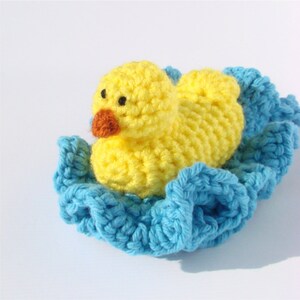 Crochet Duck Pattern Baby Gift DIY Bathroom Decor Washcloth Pattern image 2