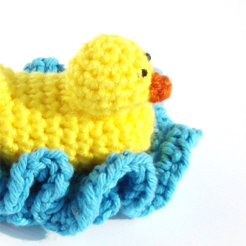 Crochet Duck Pattern Baby Gift DIY Bathroom Decor Washcloth Pattern image 1