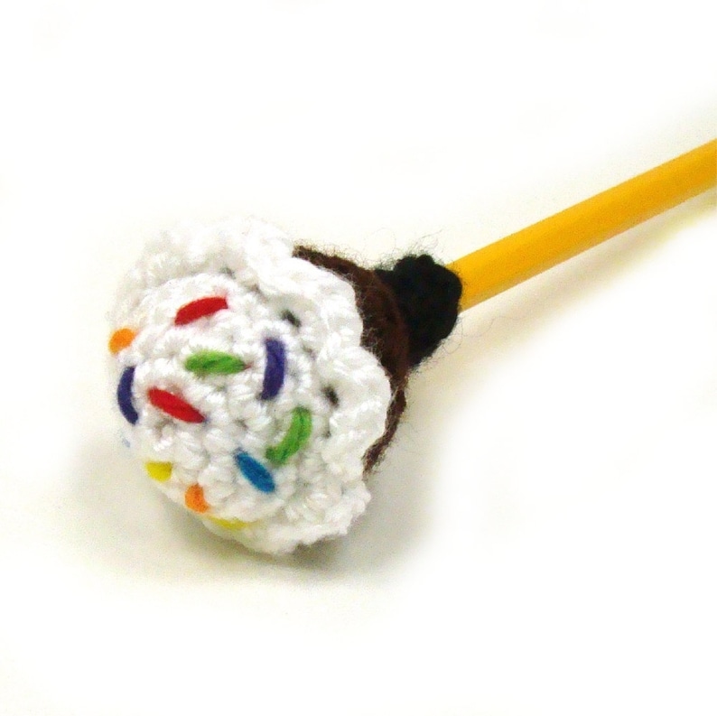 Cupcake Crochet Pencil Topper Pattern Birthday Decor yarn bomb pattern PDF INSTANT DOWNLOAD image 1