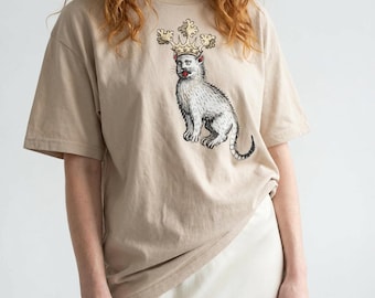 Unisex Weird Medieval Cat King shirt, Medieval marginalia t-shirt