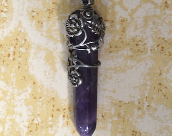 Vintage Crystal- antique silver Flower Wrapped Amethyst  - Quatz Gemstone, Reiki Healing Crystal Pendant
