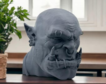 Garrosh Hellscream Bust: Headphone Holder, Gaming Room Decor