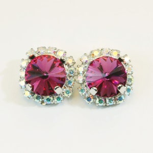 フクシア クリップオンイヤリング、ピンク 10 mm クリスタル クリップオン、ブライダル マゼンタ イヤリング、マゼンタ ウェディング ジュエリー、彼女へのギフト、AB ハロー、シルバー、SE97
