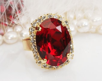 Red Ring, Red Ruby Cocktail Ring, Oval Crystal Ring, Bridal Halo Ring, Big Stone Ring, Adjustable Ring, Prom Jewelry, Statement Ring, GR39