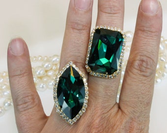 Emerald ring, cocktailring, groene ring, extravagante sieraden, grote ring, statement sieraden, Valentijnsdagcadeau, trouwring voor haar GR59