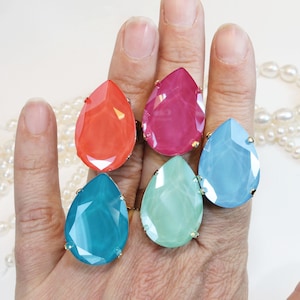 Teardrop Ring Statement Cocktail Big Ring European Crystal Oversize Pastel Bridal Large Pear Chunky Adjustable Wedding Jewelry,Gold,GR61