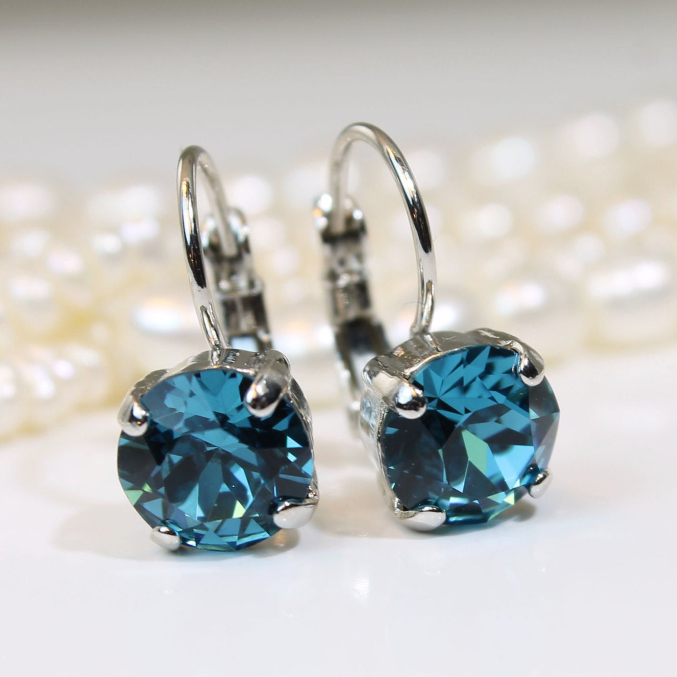 Single stone 2024 hanging earrings