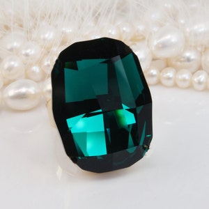 Emerald Ring, Large Stone Ring, Cocktail Ring For Women, Oversized Ring, Big Green Crystal Ring, Unique Ring, Massive Ring, GR72