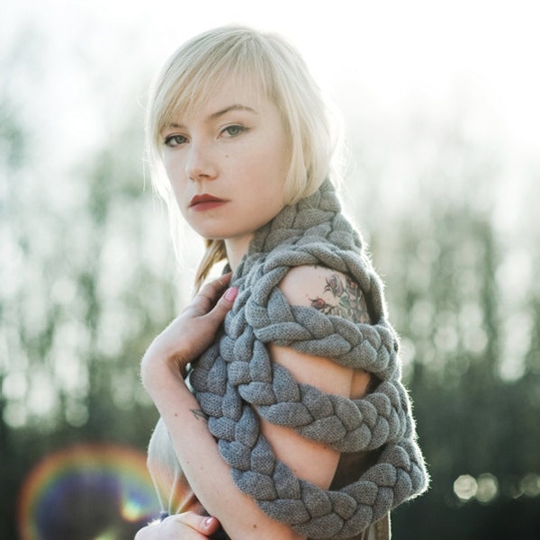 Braided Shrug in Grey