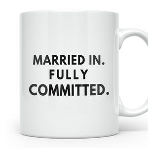 Zabawny prezent dla szwagierki, kubek na kawę z pełnym zaangażowaniem, zabawny kubek z humorem rodzinnym