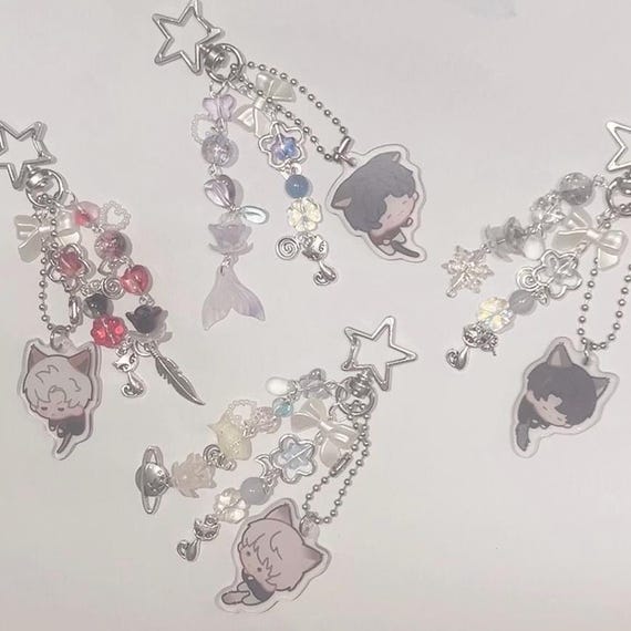 love and deepspace chibi kitty keychain