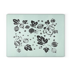 Pyrex Gooseberry inspired Glass Cutting Board, Black