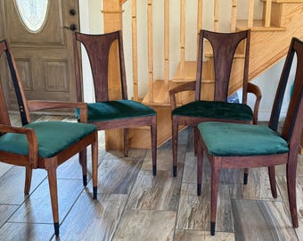 Krzesła do jadalni Broyhill Brasilia Mid Century Walnut – zestaw 4 szt.