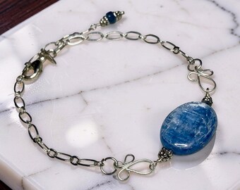 Natural Blue Kyanite Gemstone Adjustable Bracelet: .925 Sterling Silver