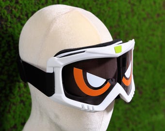 仮面ライダーBLACK RX特撮シリーズのシャドームーン樹脂ヘルメット