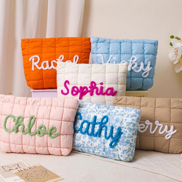 Bolsa de maquillaje con nombre personalizado, bolsa acolchada bordada con cremallera, bolsa de regalo para dama de honor, bolsa de viaje, neceser para mujer, regalo para ella.