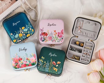 Personalized Floral Leather Travel Jewelry Box, Bridesmaid Proposal Gifts, Named Travel Jewelry Case, Gifts for Her, Bridesmaid Gifts