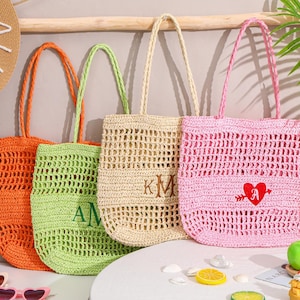 Personalized Beach Tote Bag, Custom Beach Straw Bag, Bridesmaid Gift Bag, Bridal Shower Bags, Girls Travel Tote Bag, Bachelorette Party Gift