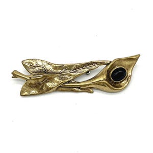 Vintage Gold Tone Flower Brooch Black Stone Accent Floral Lapel Pin