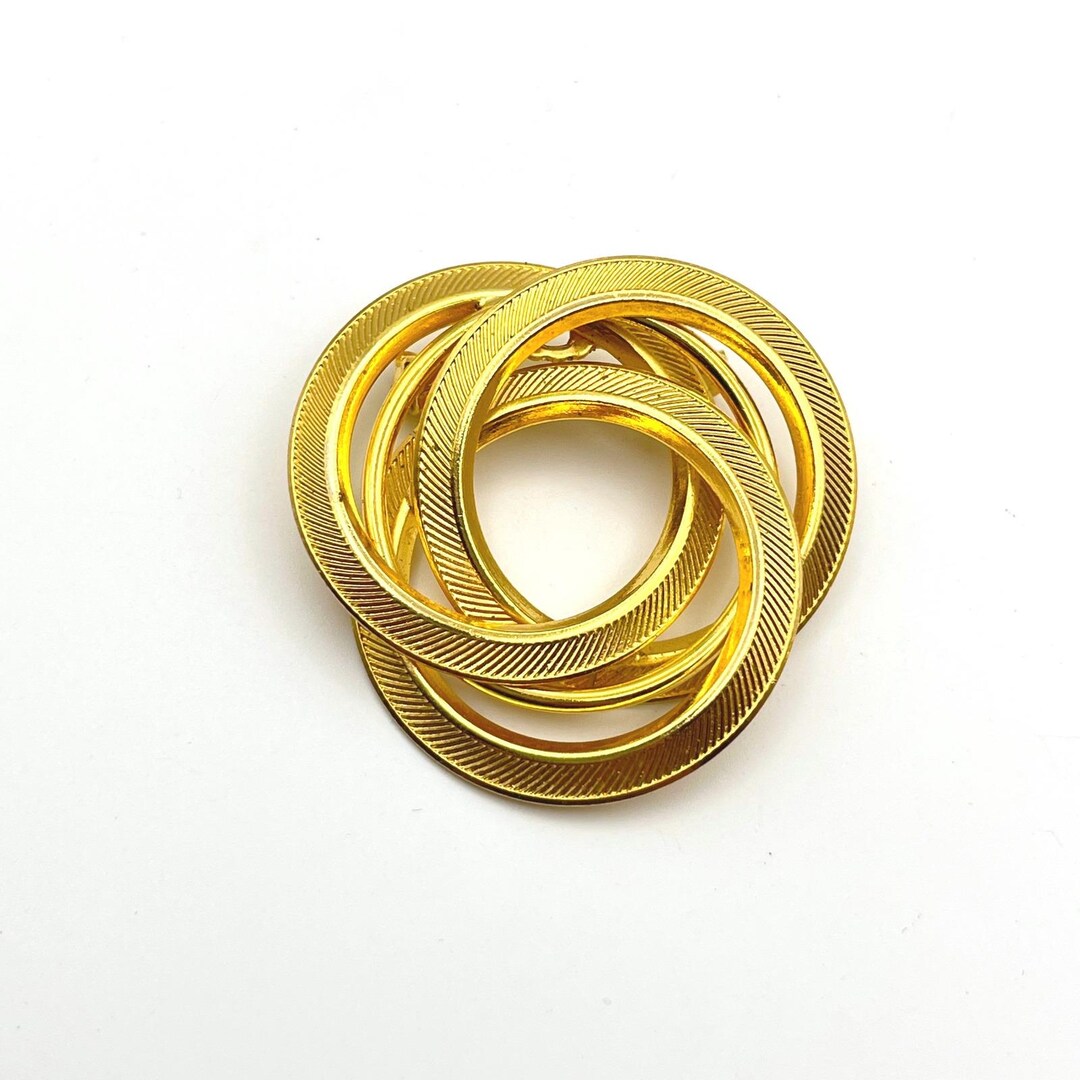 Vintage Gold Tone Interlocking Triple Hoop Knot Brooch Textured Circle ...