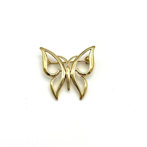 Crown Trifari Butterfly Brooch Gold Toned Openwork Design Vintage Jewelry