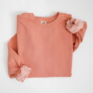 Comfort Colors® Blank Sweatshirt, C1566 Black Sweatshirt for Women, Comfort Colors Crewneck Sweater, Plain Sweater For DIY, Comfort Colors®