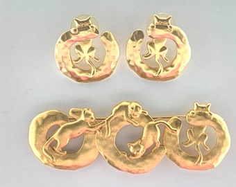 JJ Cat Set Brooch Pierced Earrings Kitty Hanging Vintage