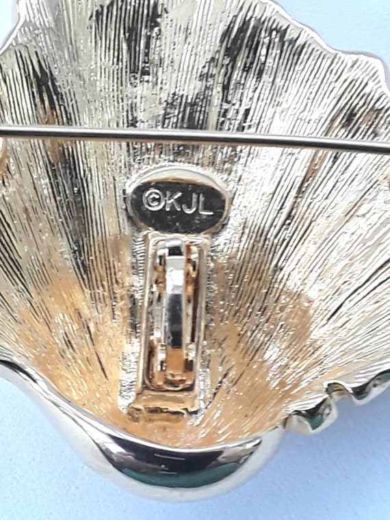 KJL Shell Brooch Pendant Rhinestones Kenneth Jay … - image 7