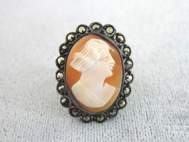 OLD Shell Cameo Marcasite Sterling Ring Bild 1