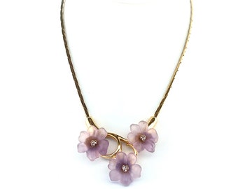 GIVENCHY Lucite Molded Floral Necklace Vintage Light Purple Genuine Signed Dated Fabulous