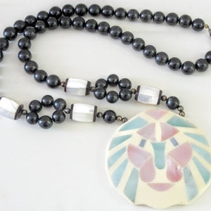 Vintage Costume Jewelry Lee Sands Lion MOP Beaded Shell Necklace LEO