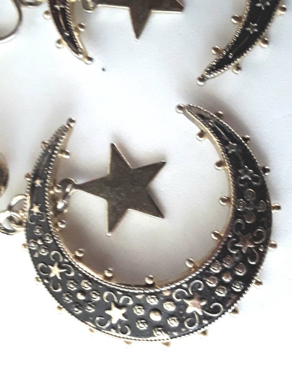 Vintage Celestial Earrings Moon Stars Signed MARI… - image 3