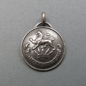 Audaces Fortuna Juvat, Fortune Favors the Bold, Sterling Silver Lion Pendant, Motto Jewelry, Intentions Necklace, Antique Button