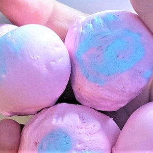 8 OZ Freeze Dried Cotton Candy Taffy Blue OR Pink image 3