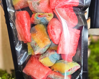 Freeze Dried Fruit Roll Bites - 3 Oz Per Bag | 18 Pieces Per Bag - Fruit flavored rolls - Airy-Crunchy Candy - Party Treats-Wedding favors