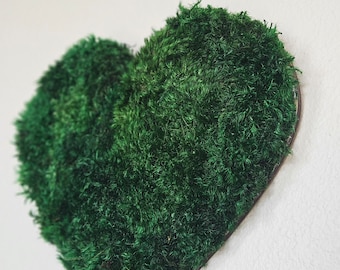 Mood Moss Heart | 18 Inch Preserved Mood Moss Heart | Real Moss | Moss Wall Art